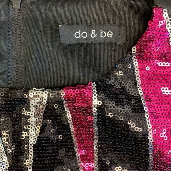 Do+Be Sleeveless Sequin Zipper Back Crop Top, Sm - Picture 3 of 6